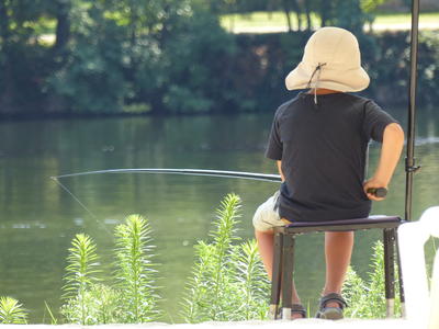 Atelier pêche pour enfants Puy-l'Évêque mardi 30 juillet 2024